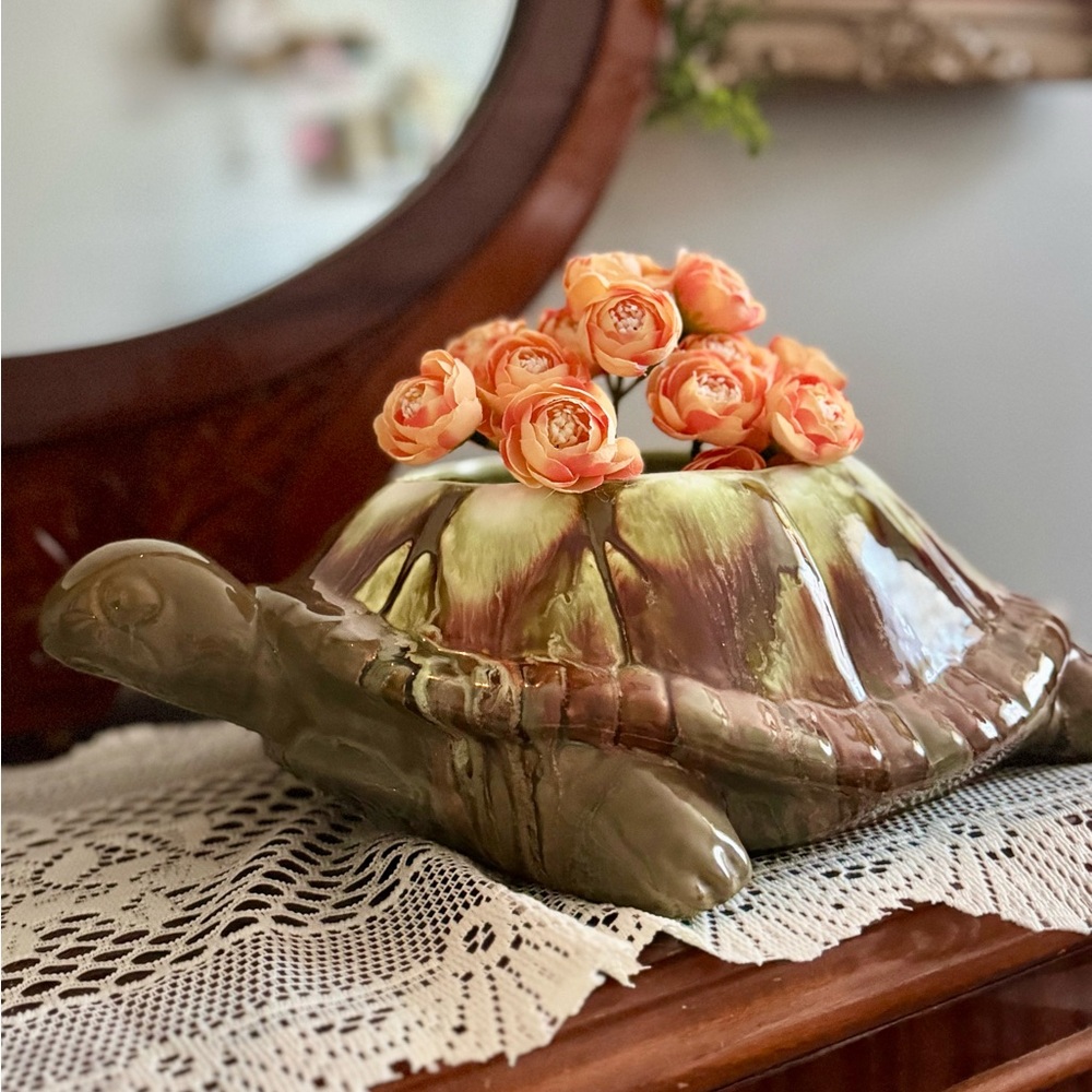 Rare 1950’s Vintage Royal Haeger Turtle Planter with Drip Glaze